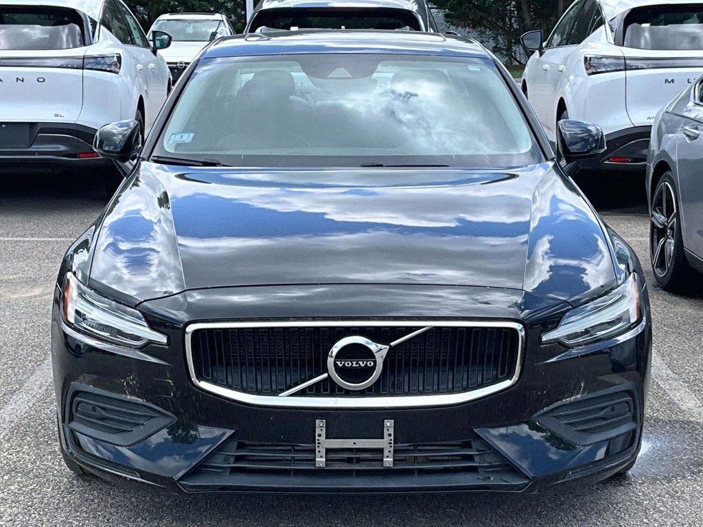 2019 Volvo S60 — photo 2