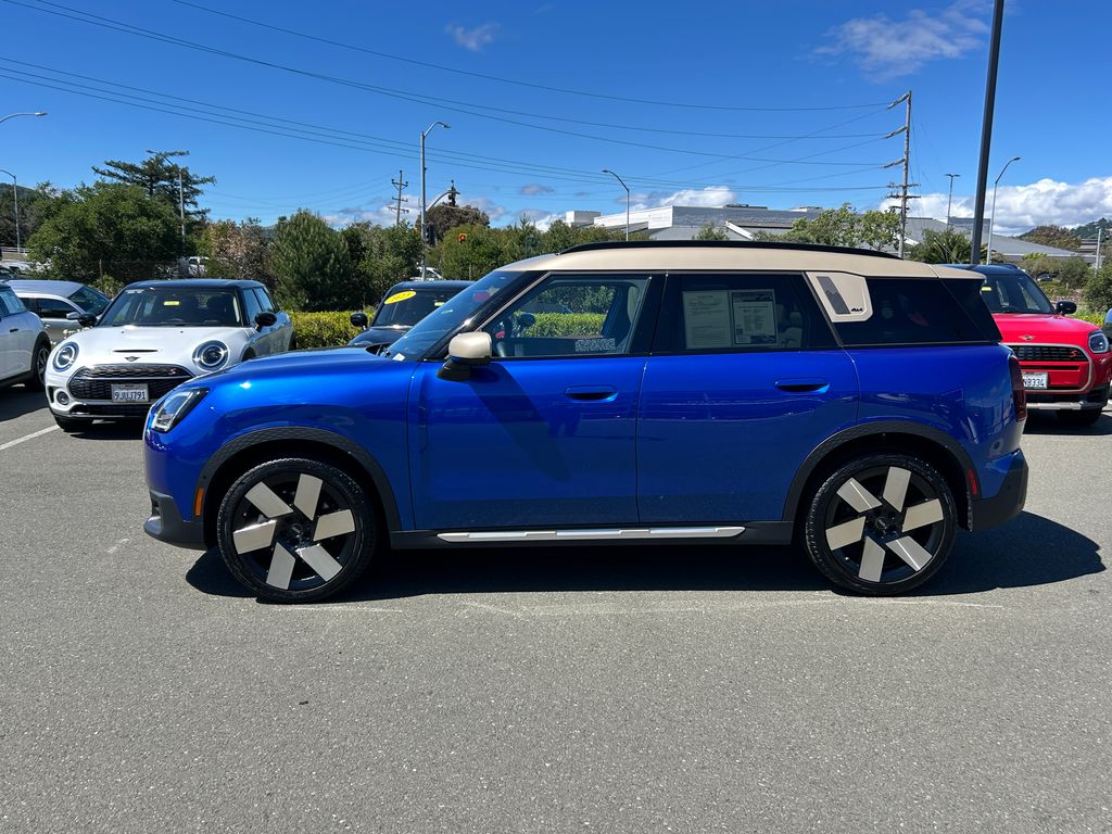 Thumbnail: 2025 MINI Cooper Countryman - 2
