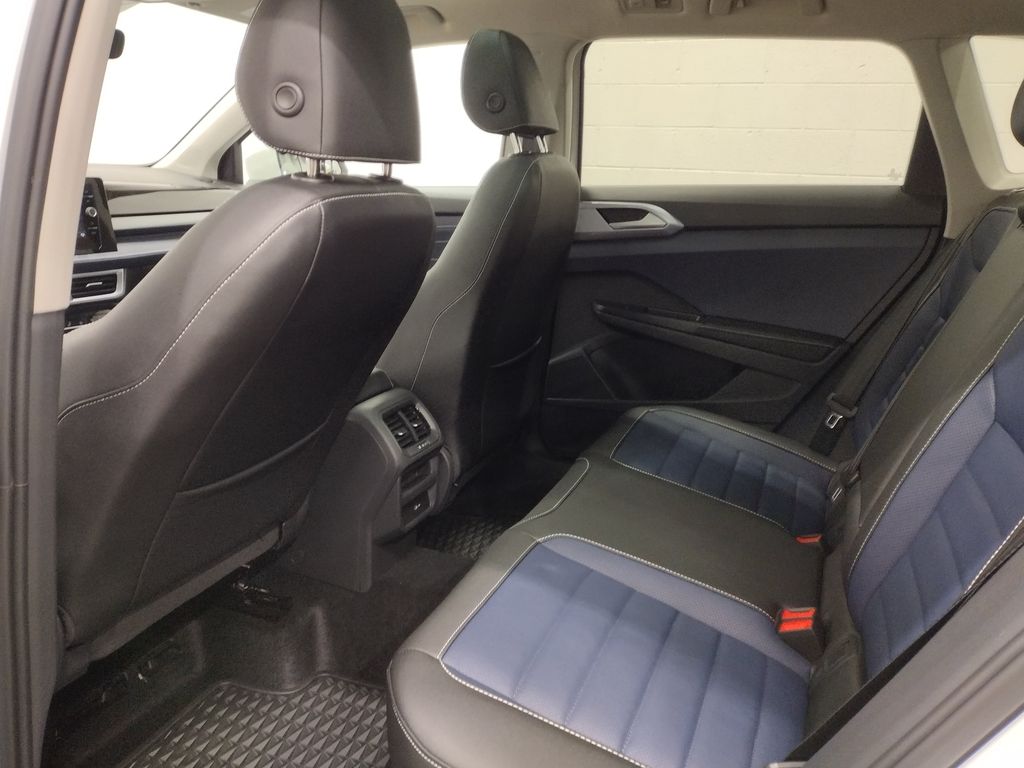 2025 Volkswagen Taos 1.5T SEL