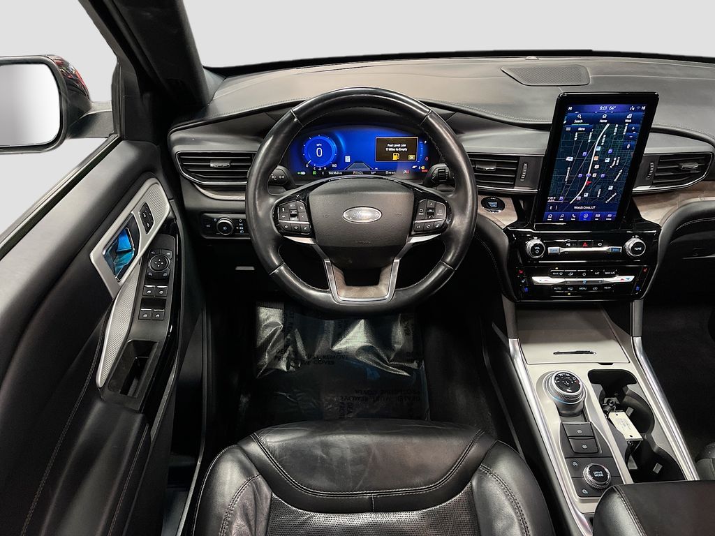 Used 2022 Blue Metallic Ford Platinum image 24
