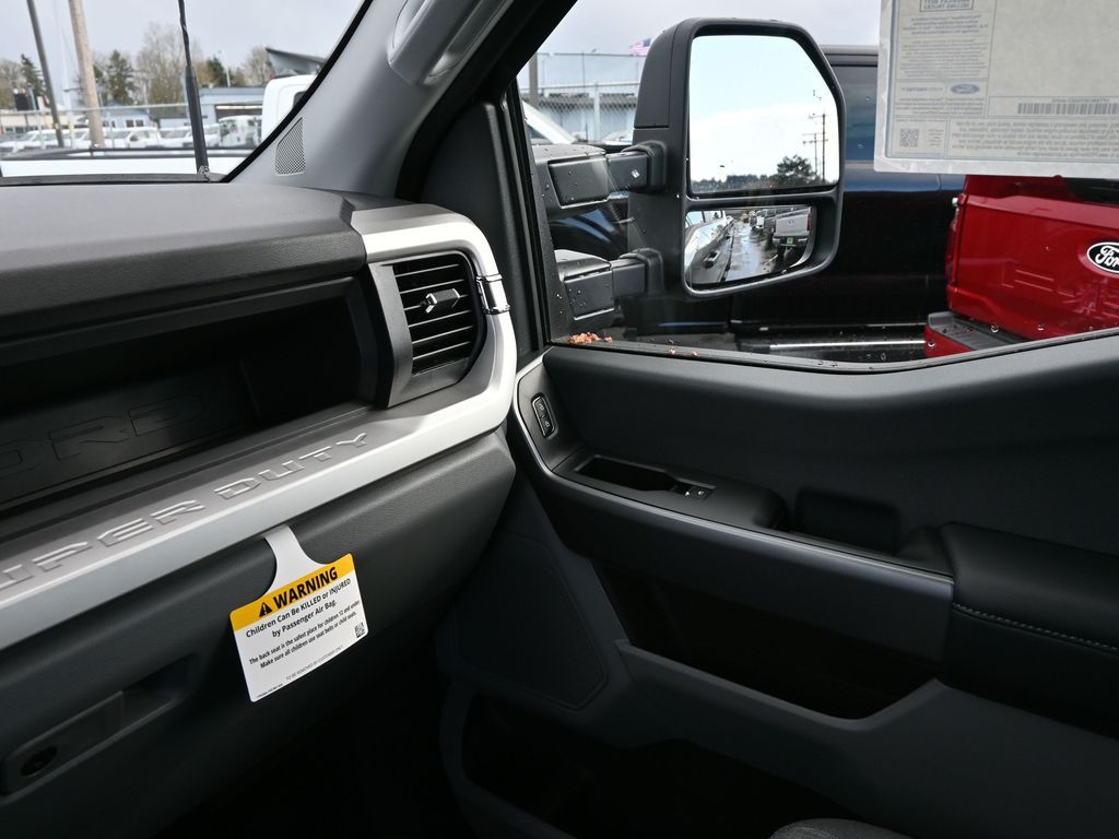 2025 Ford F-350 Super Duty XL