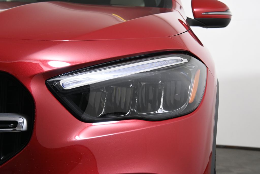 Thumbnail: 2025 Mercedes-Benz GLA - 10