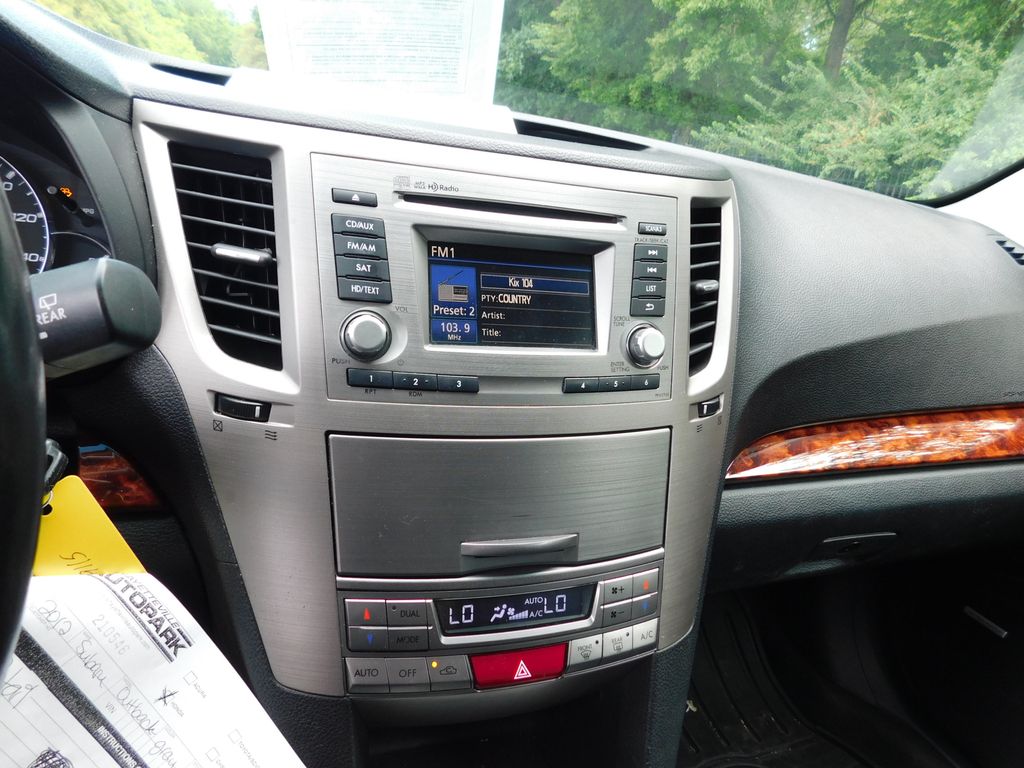 Thumbnail: 2012 Subaru Outback - 8