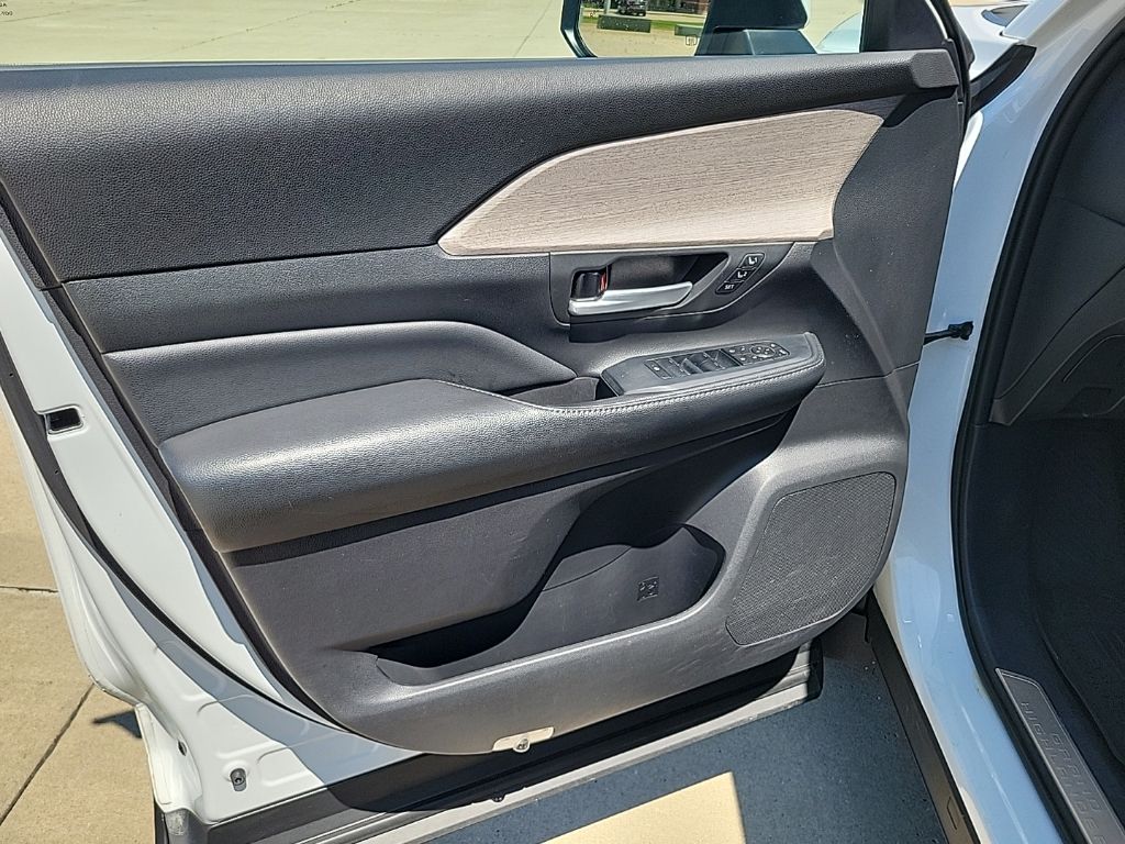 Used 2024 Toyota Grand Highlander SUV