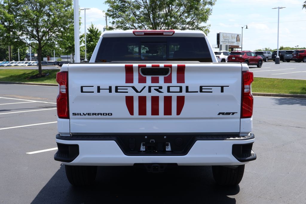 Thumbnail: 2026 Chevrolet Silverado 1500 - 6