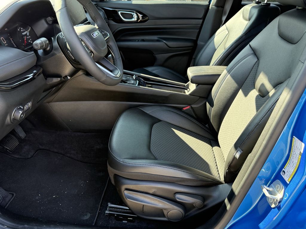 2025 Jeep Compass Latitude Blue at Texan Dodge Chrysler Jeep Ram