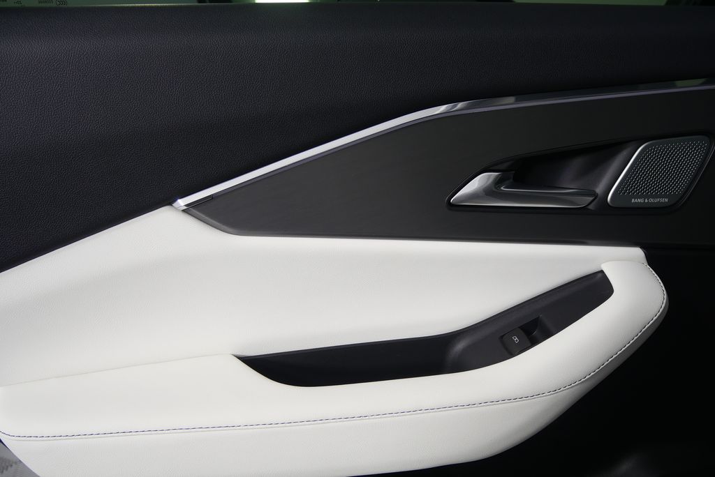 Thumbnail: 2024 Acura ZDX - 15