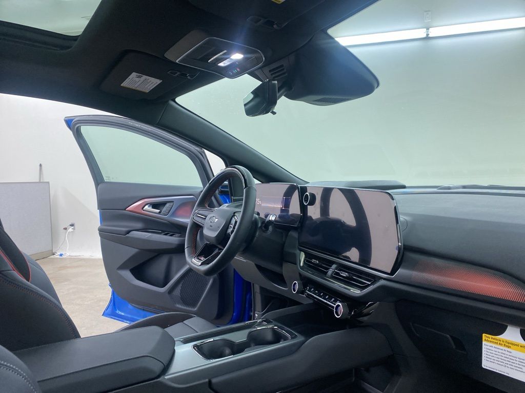 2025 Chevrolet Equinox EV RS photo