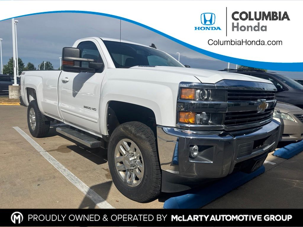 Summit White 2015 Chevrolet Silverado 3500HD Pickup Truck Four-Wheel Drive 6-Speed Automatic