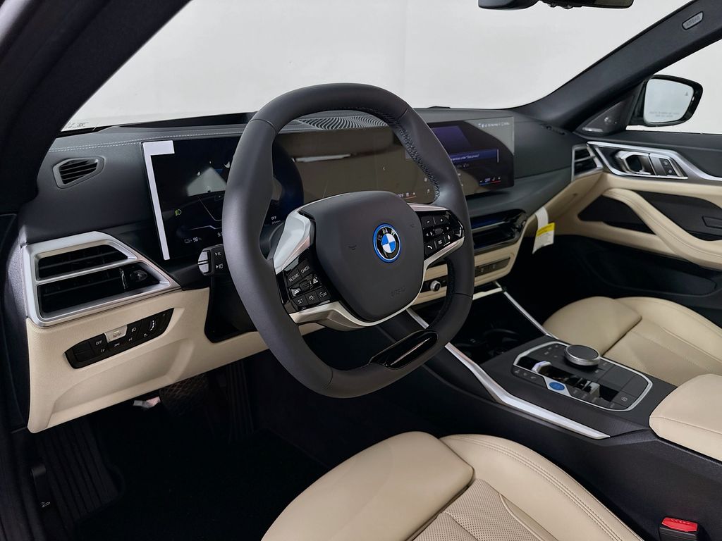 Thumbnail: 2026 BMW i4 - 9