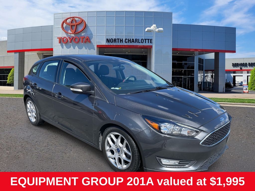 2015 Ford Focus SE Hatchback