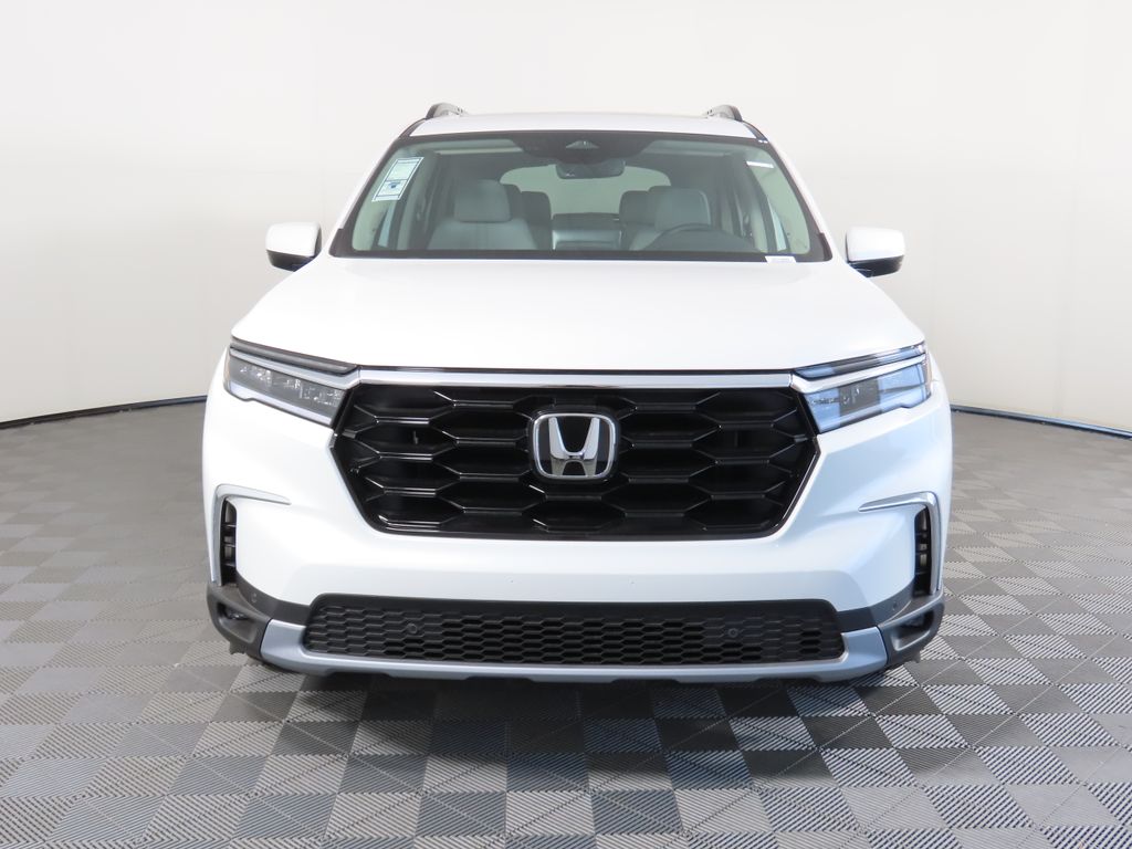 2025 Honda Pilot Touring 2