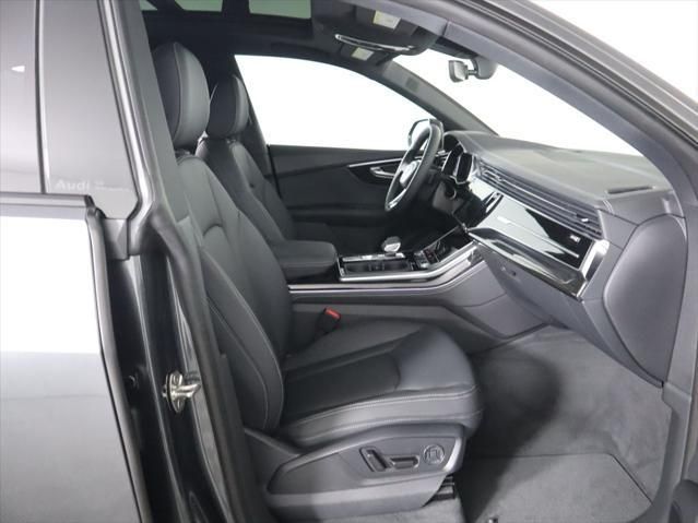 Thumbnail: 2026 Audi Q8 - 22