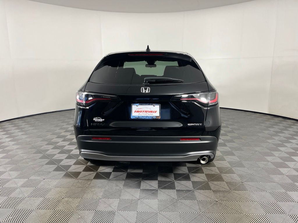 Thumbnail: 2027 Honda HR-V - 4