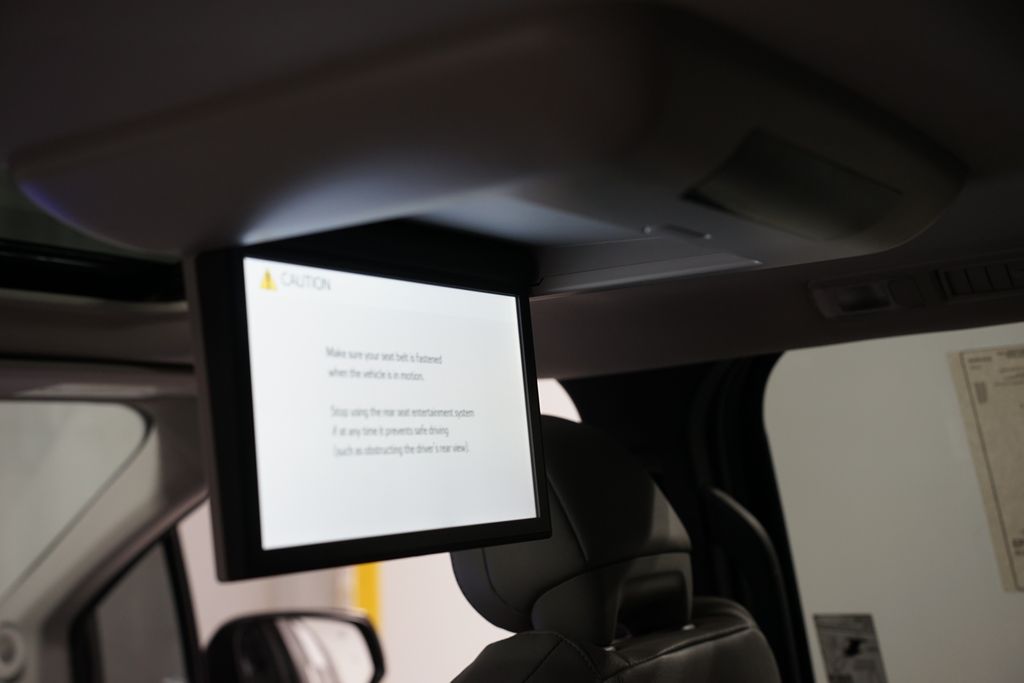 Thumbnail: 2026 Toyota Sienna - 29