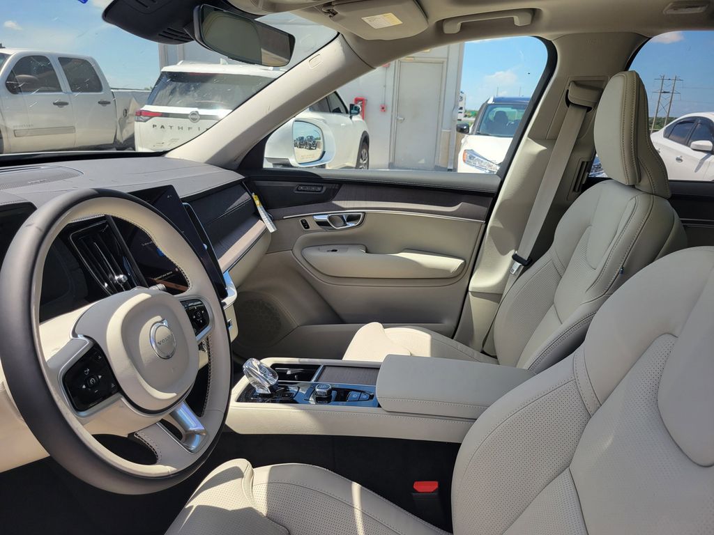 new 2026 Volvo XC90 car, priced at $72,155