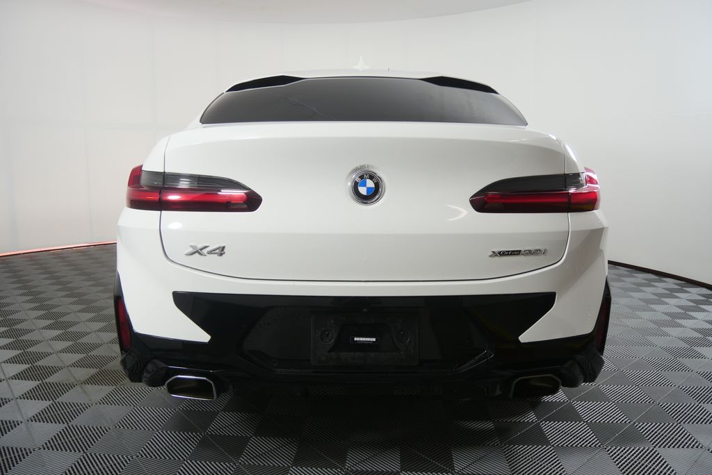 Thumbnail: 2022 BMW X4 - 4