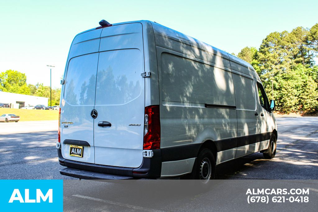Used 2023 White Mercedes-Benz Cargo 170 WB image 6
