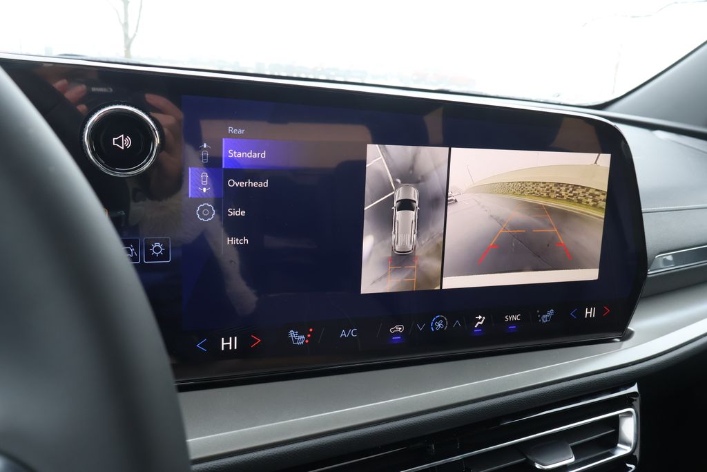 Thumbnail: 2026 Chevrolet Traverse - 27