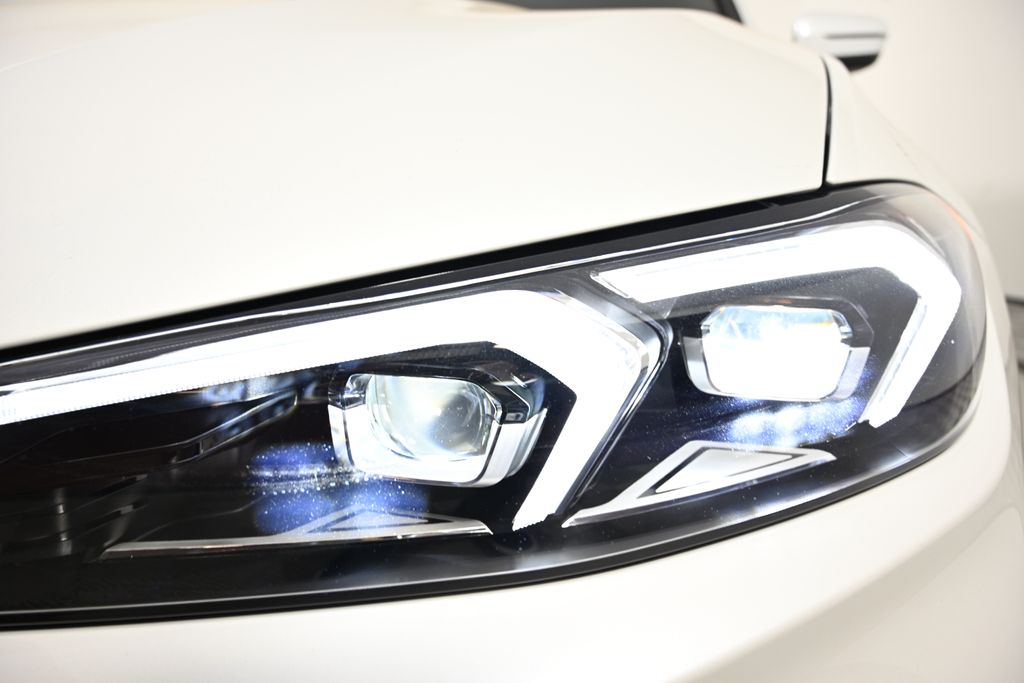 Thumbnail: 2025 BMW 3 Series - 9