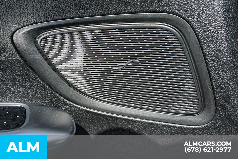 Used 2025 Black Mercedes-Benz C 300 image 51