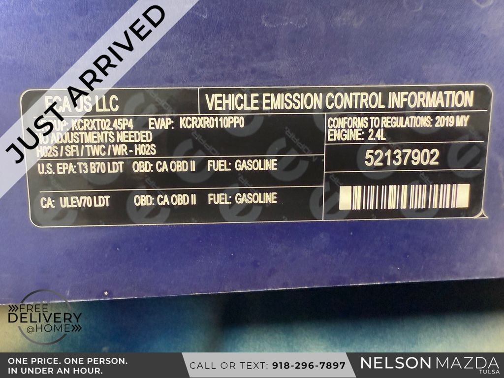 Used 2019 Blue Jeep Latitude image 49