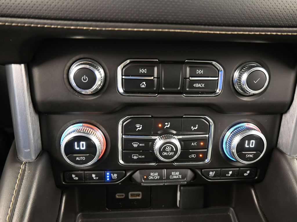 Used 2023 Summit White GMC SLT image 25