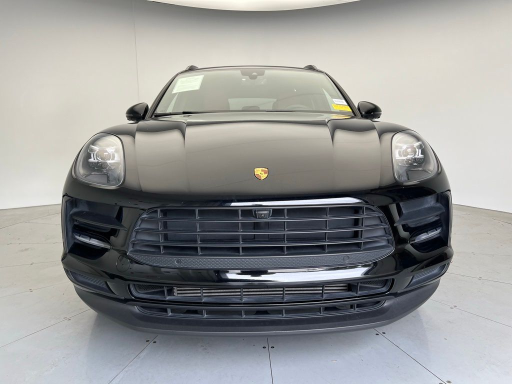 Thumbnail: 2021 Porsche Macan - 25