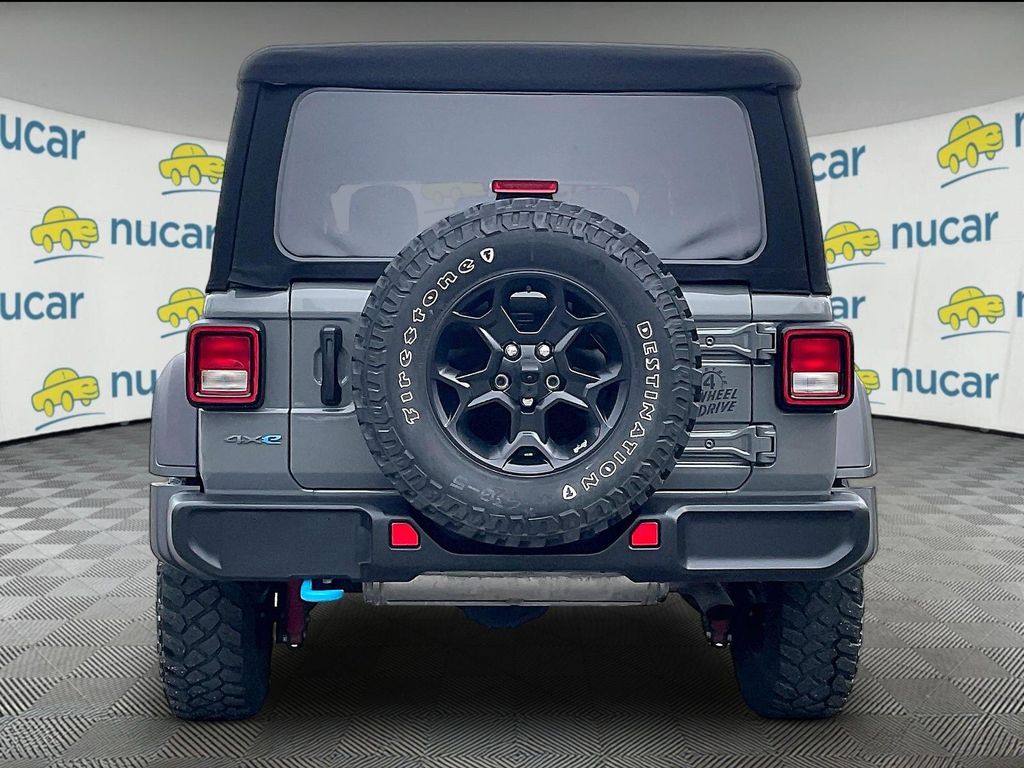 2023 Jeep Wrangler — photo 5