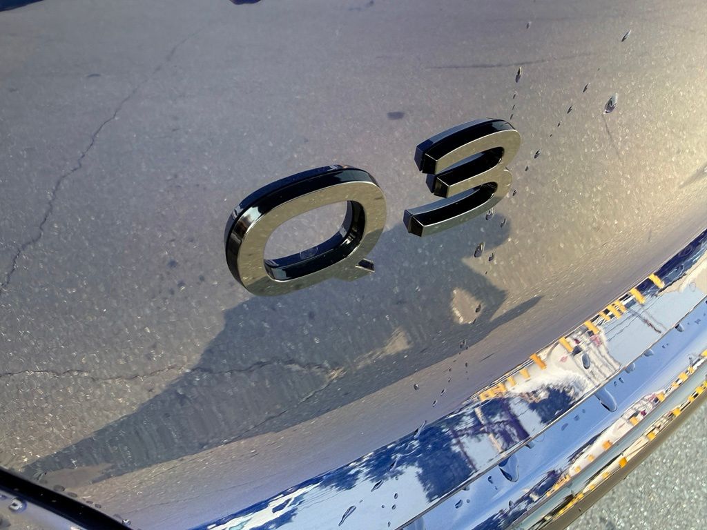 Thumbnail: 2026 Audi Q3 - 11
