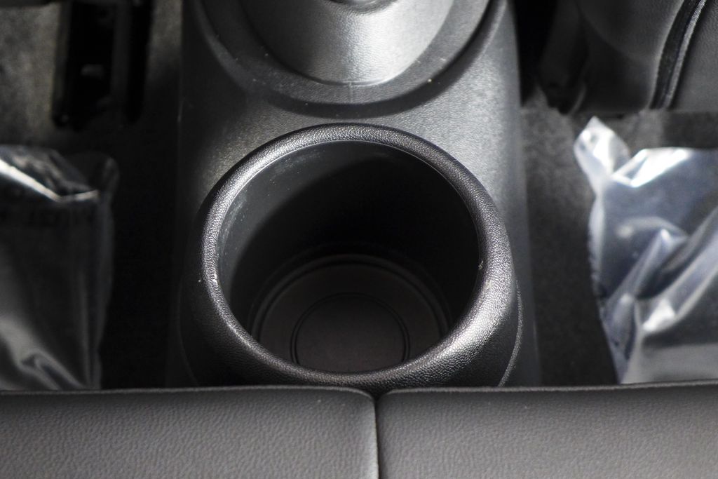 Thumbnail: 2023 MINI Cooper - 24