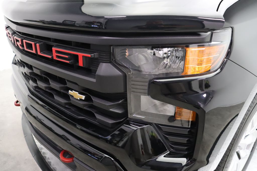 2024 Chevrolet Silverado 1500 Custom 3