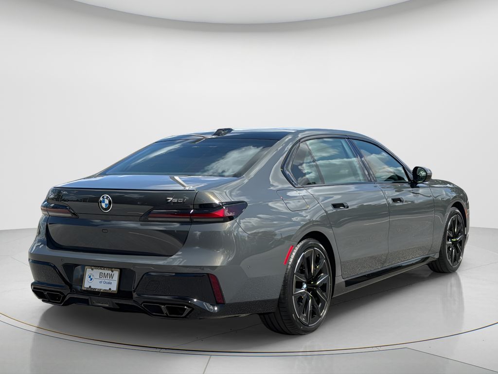 New 2026 Gray BMW 760i xDrive image 32