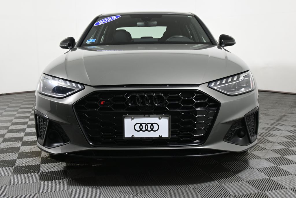 Thumbnail: 2023 Audi S4 - 9