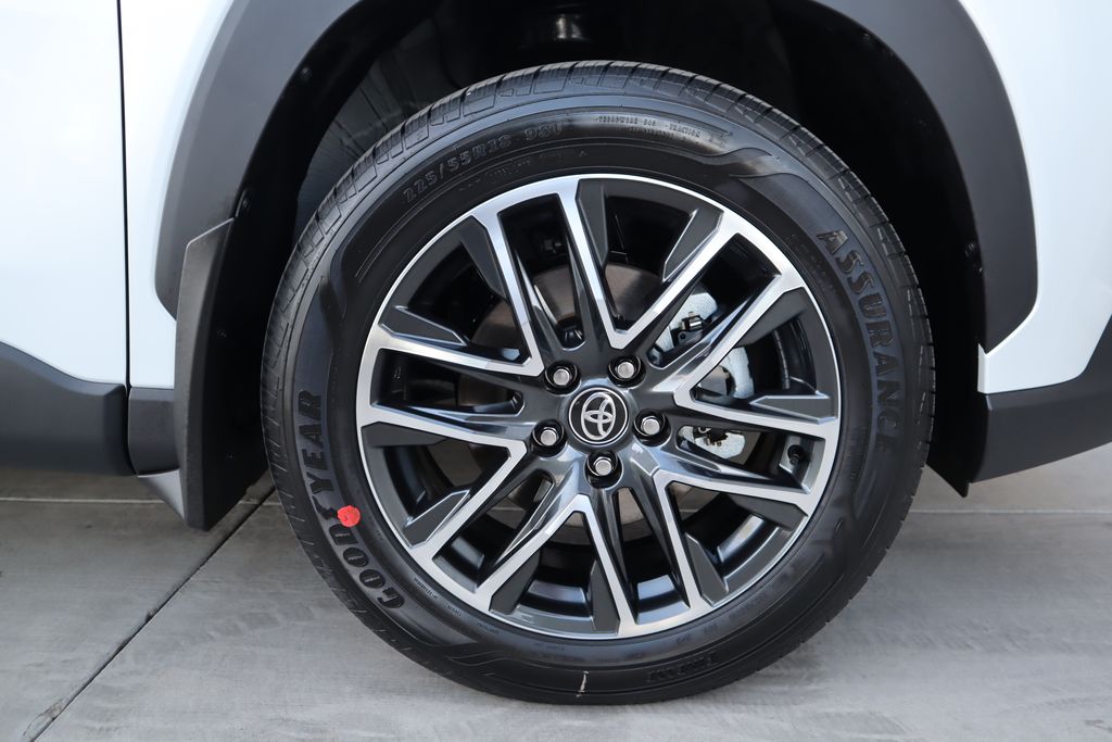 Thumbnail: 2026 Toyota Corolla Cross - 29