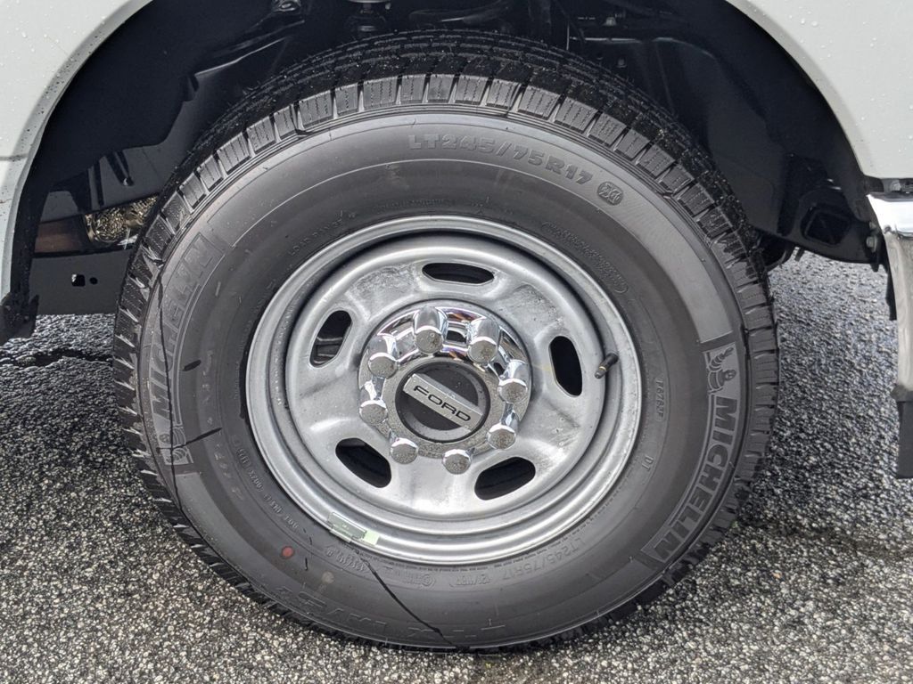 2025 Ford F-250 Super Duty XL