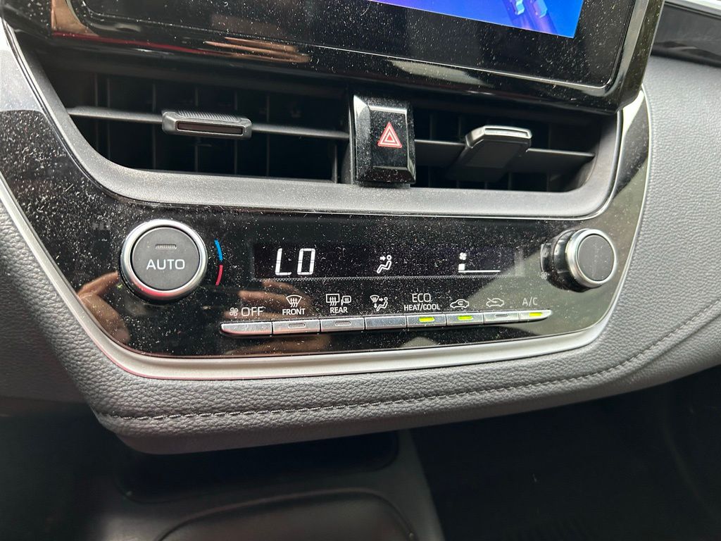 Thumbnail: 2023 Toyota Corolla - 24