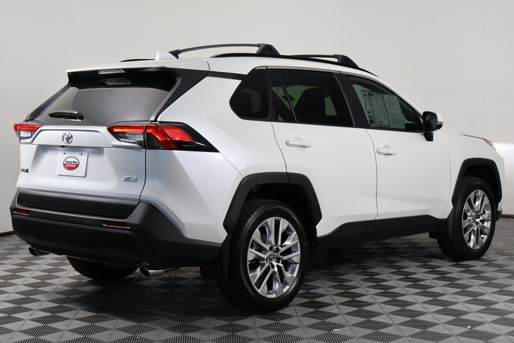 Thumbnail: 2025 Toyota RAV4 - 4