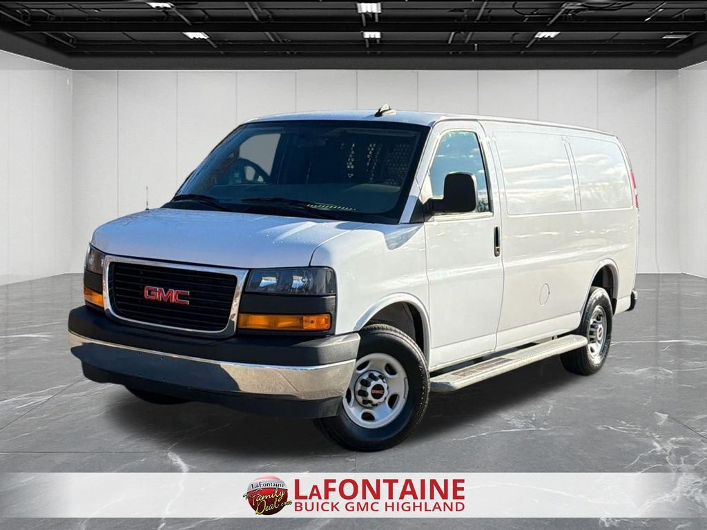 2024 GMC Savana Cargo 2500 RWD