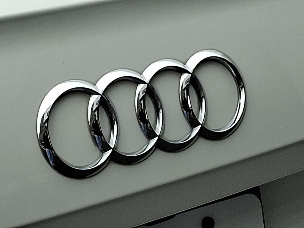 Thumbnail: 2020 Audi Q5 - 30