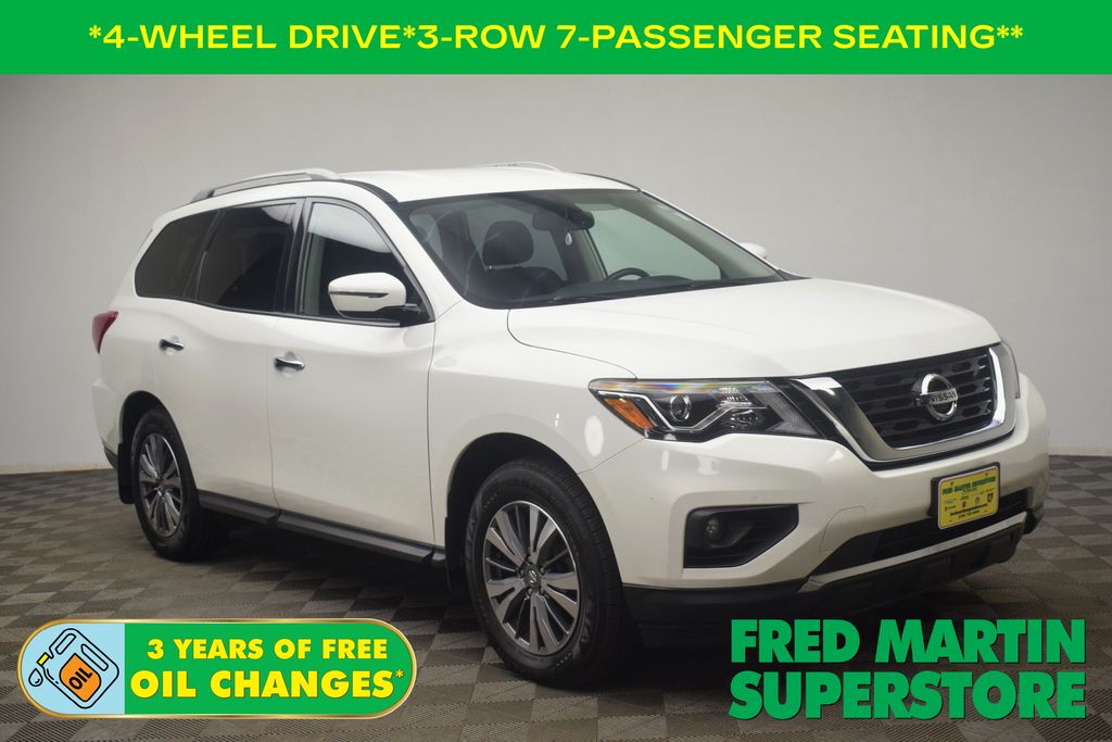 used 2020 Nissan Pathfinder car, priced at $18,095