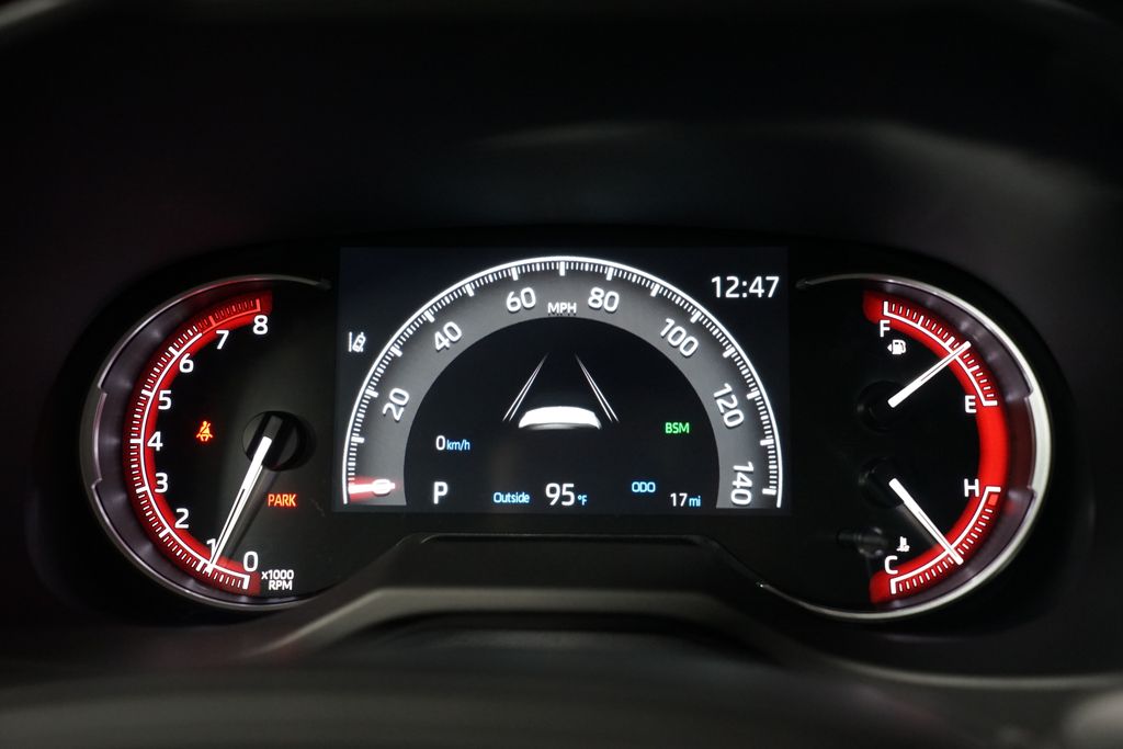 Thumbnail: 2025 Toyota RAV4 - 15