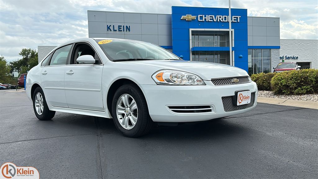 Summit White 2015 Chevrolet Impala Limited Sedan Front-Wheel Drive 6-Speed Automatic Overdrive