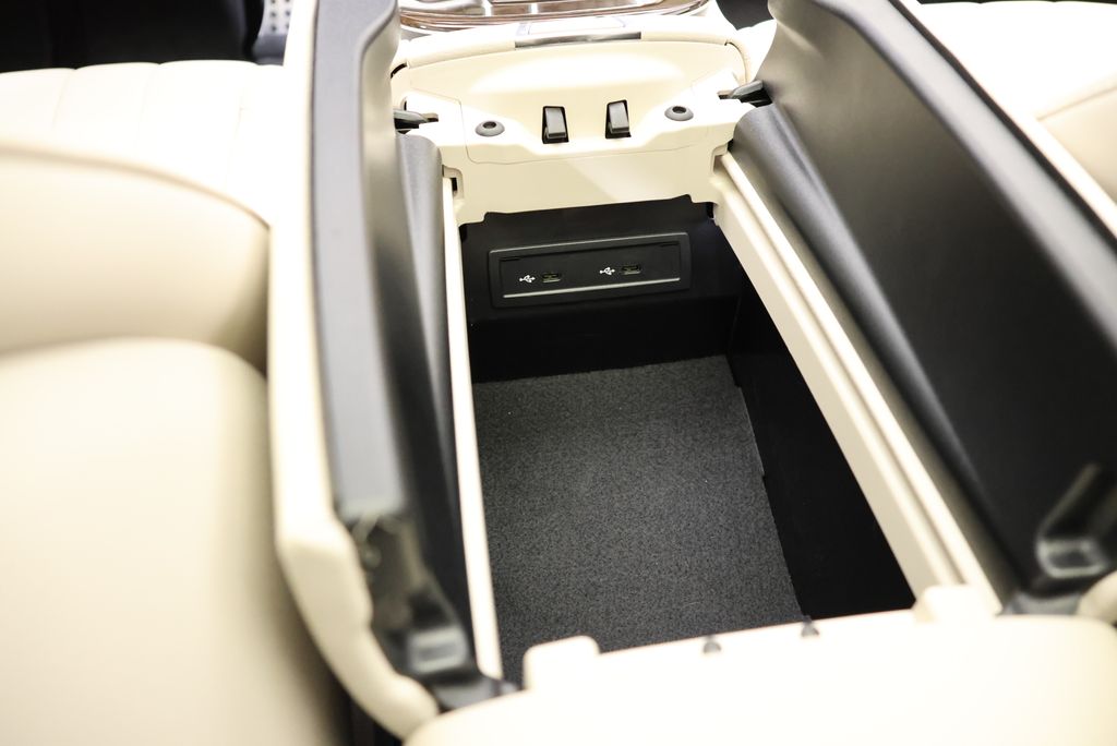 Thumbnail: 2023 Mercedes-Benz E-Class - 30