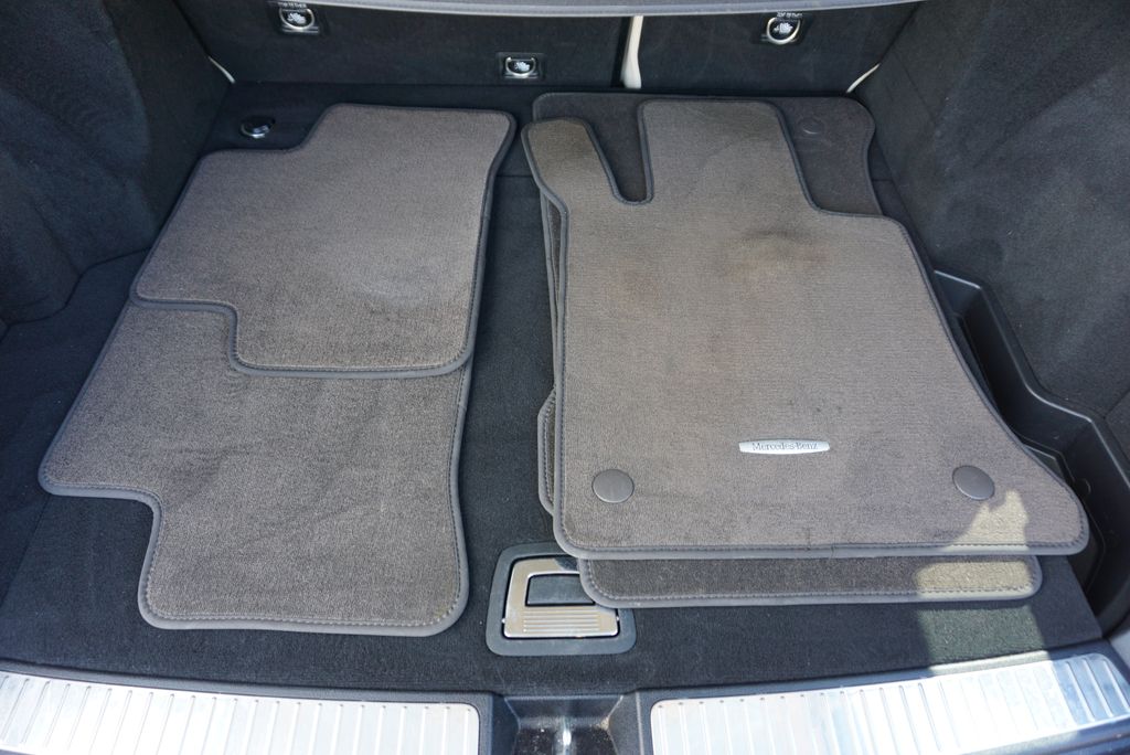 Thumbnail: 2014 Mercedes-Benz GLK - 20