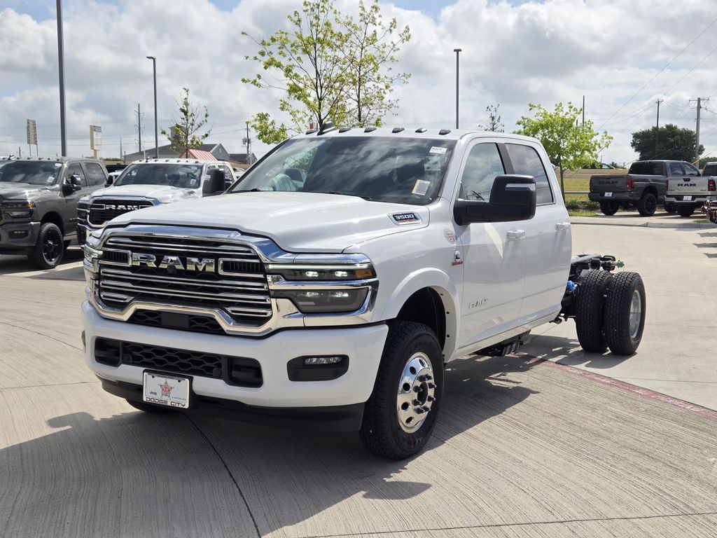 Bright White Clearcoat 2026 RAM 3500 Chassis Tradesman Crew Cab LB DRW 4WD Pickup Truck Four-Wheel Drive 8-Speed Automatic