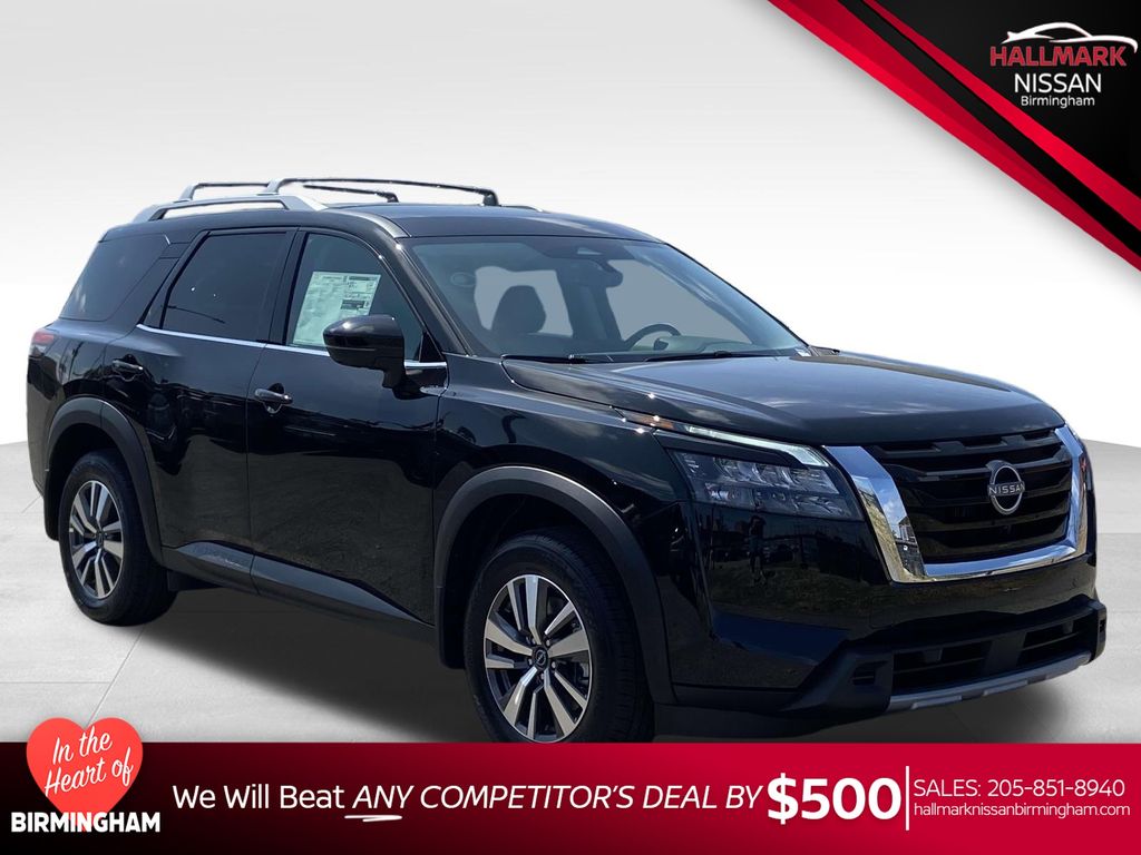 2025 Nissan Pathfinder SL