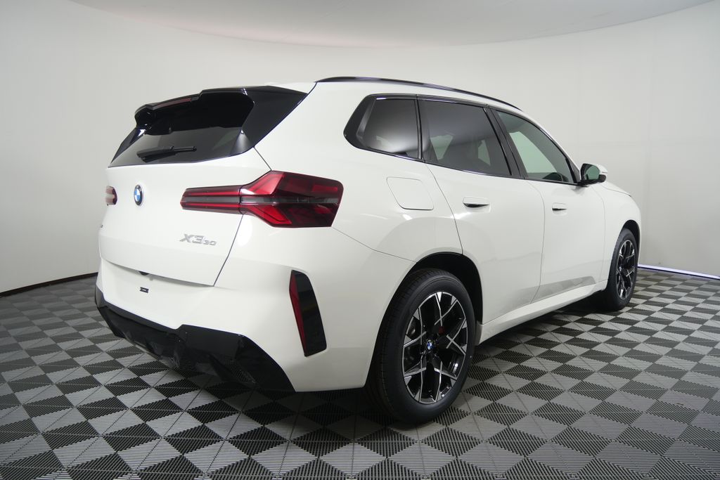 Thumbnail: 2026 BMW X3 - 3