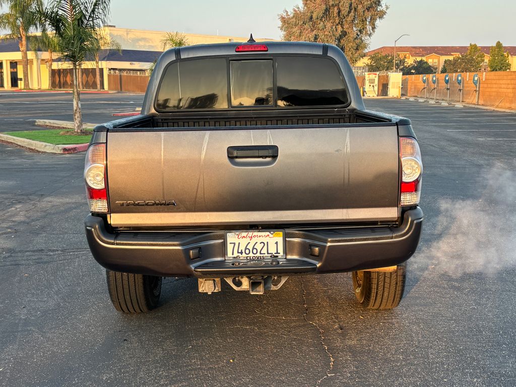 Thumbnail: 2014 Toyota Tacoma - 6