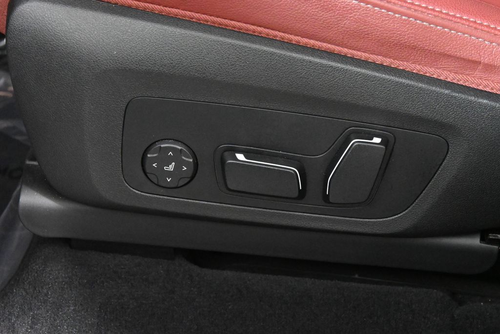 Thumbnail: 2024 BMW X3 - 27